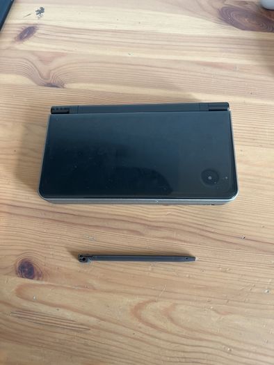 Nintendo DSI XL ( for parts or repair )