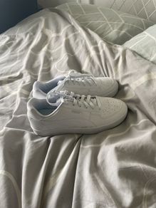 White Puma sneakers size 7