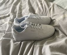 White Puma sneakers size 7