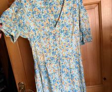 Floral/vintage/new/free Postage Dress