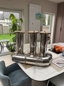 Gas stove air balance flue pipes