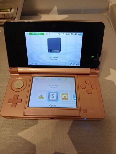 Nintendo 3DS Pearl Pink Console Bundle + Charger, Travel Case & 6 Classic Games!