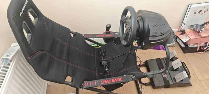 thrustmaster t300rs