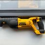 DeWalt DCS380 18V XR Reciprocating Saw Image 2
