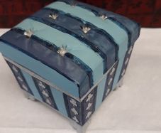 Trinket box porcelain
