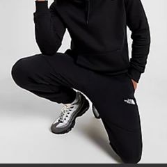 Brand new Northface tracksuit X-LARGE