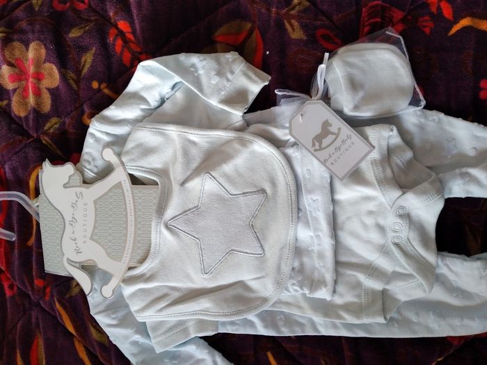 New Baby gift set 0 to 3 months