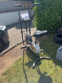 Cross Trainer/Bike - needs chain