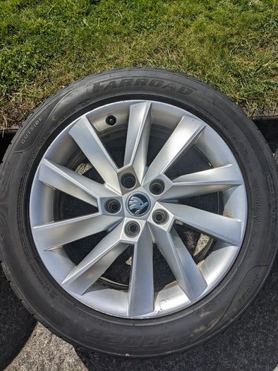 Skoda Superb mk3 17inch alloy wheels
