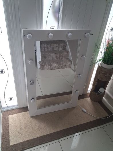 mirror with lights