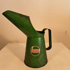 Paramount Basildon Castrol Oil Jug - Quart