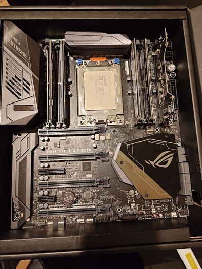 Ai Powerhouse Rog Xenith Extreme 128gb dram 48gb vram