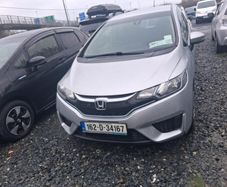 Honda Fit 2016 Hybrid | Auto | 160k km | New tyres  | New battery & plugs | Keyless | Super clean