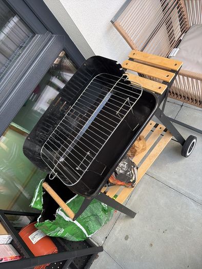 Charcoal BBQ Grill with Wheels + BBQ Accessories - Used Once