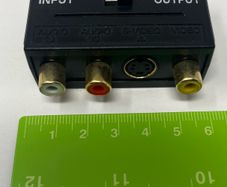 Scart Plug to 3 Phono S-VHS Socket Adaptor (with Left and right audio , S-Video and Video)