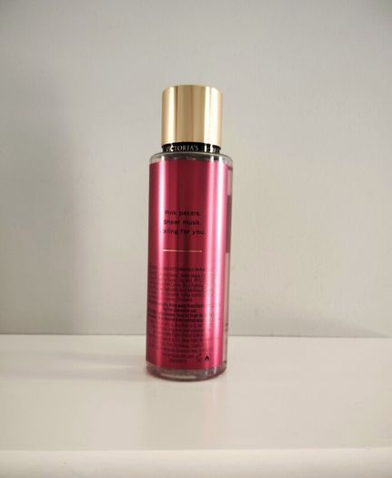 Victoria's Secret fragrance mist, Romantic