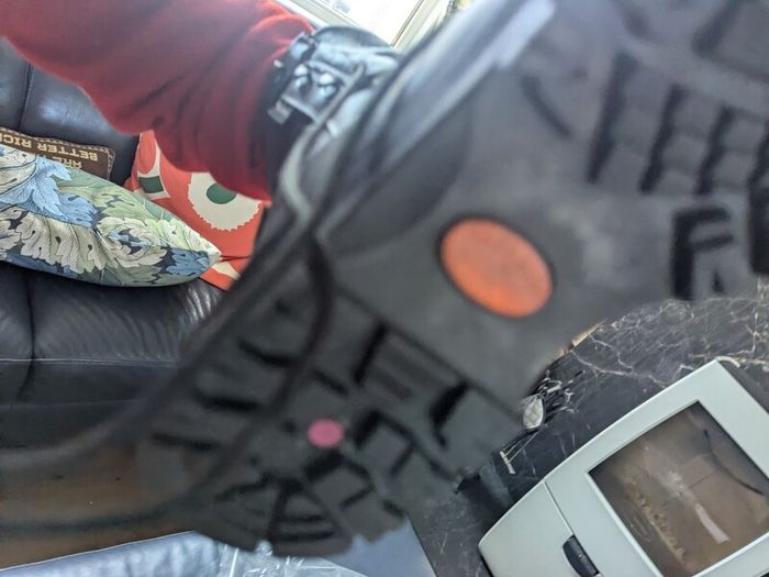 leather motorcycle boots hardly ever worn