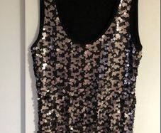 Ladies Calvin Klein top size M never worn new