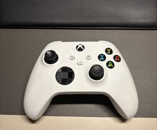 Xbox series x/s controller