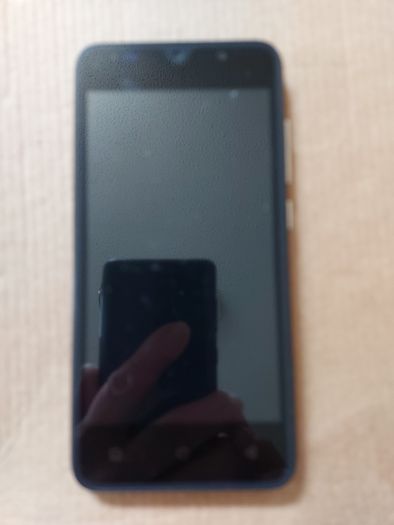 Y30S mobile Phone, 8GB, in excellent like new condition