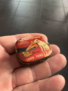 Rare 1930s  His Masters VoiceLoud Tone gramophone needle tin