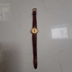 Ladies Vintage Guicci 4500L Quartz Watch