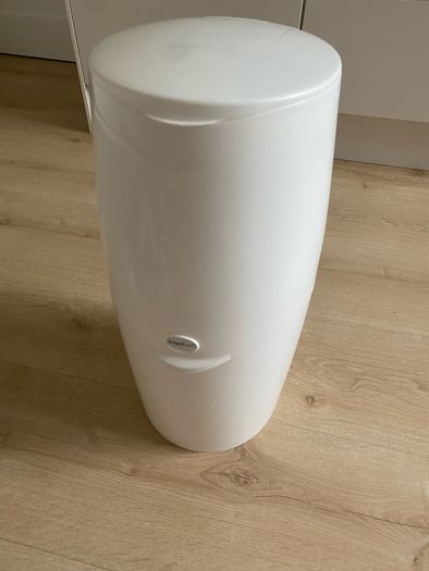 nappy bin
