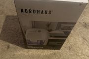 Mini dehumidifier