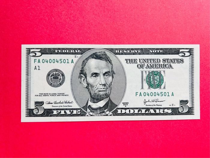 Usa  5  Dollars   2003 . Letter  (  A1  )  Boston ( Uncirculated )
