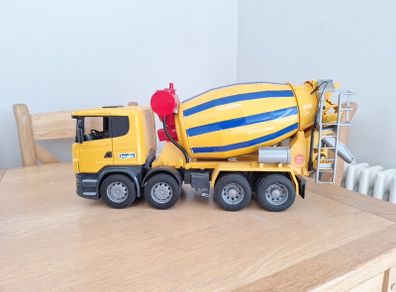 Bruder Cement mixer