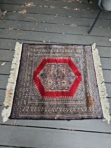 small wool rug
