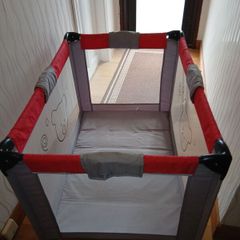 Travel cot.25e.