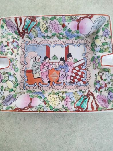 Old Chinese famille 1920 rectangular cigar ashtray stamped