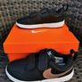 Girl's/boy's NIKE runners NEW size UK 10 Image 2