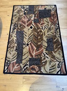 Qualify hand-made Rug