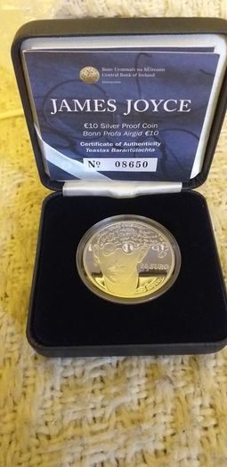 Collector coin