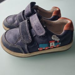Clarks baby leather shoes UK 4 F
