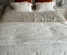 King Size Bed for Sale