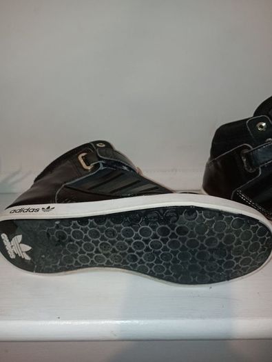 Adidas unisex AdiRise 2 size uk 5.5
