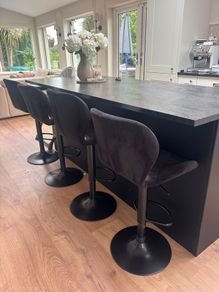 4 Kitchen Stools