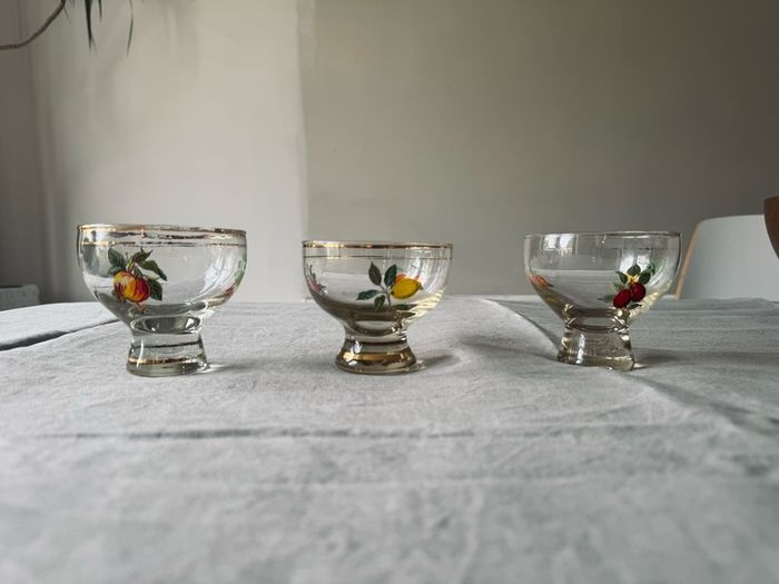 dessert bowl