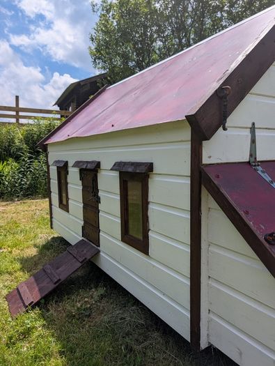 Hen Hutch