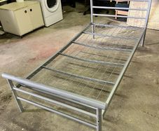 Single bed - metal frame