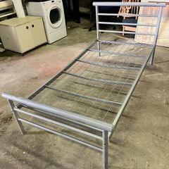 Single bed - metal frame