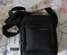 Brand New Samsonite Classic 2.0 RFID Crossbody Bag