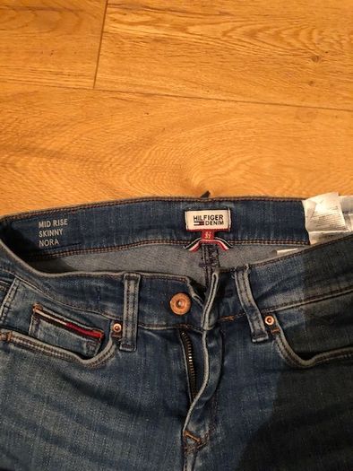 Tommy Hillfiger Ladies jeans size 27