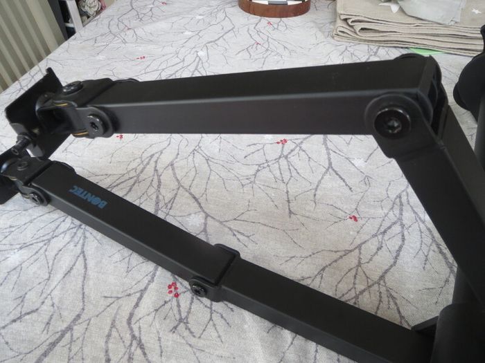 Dual Monitor Arm