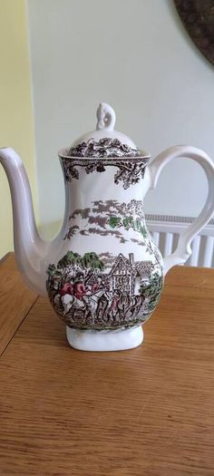 Country Life Large Coffee Pot Featuring Horse & Hounds  Made by Myotts Stafford England