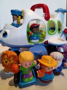 Fisher Price Little People Plane and Figures