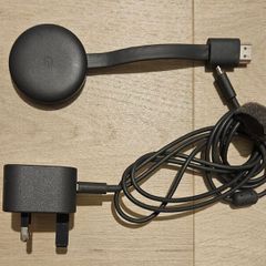 Google Chromecast (NC2-6A5) 2nd Generation with original plug and USB cable